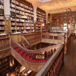 世界で最も美しい本屋 [レロ書店] は異世界空間!!!